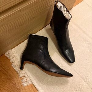 Madewell Elegant Black Ankle Boots